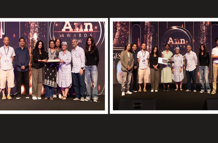 Triparna Maiti and Kalyani B bag Arnab Chaudhuri Animation Awards 2026